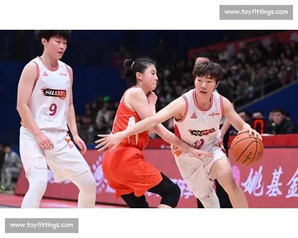 篮球赛场激烈对决两队鏖战至最后一刻最终结果揭晓精彩纷呈的比赛回顾